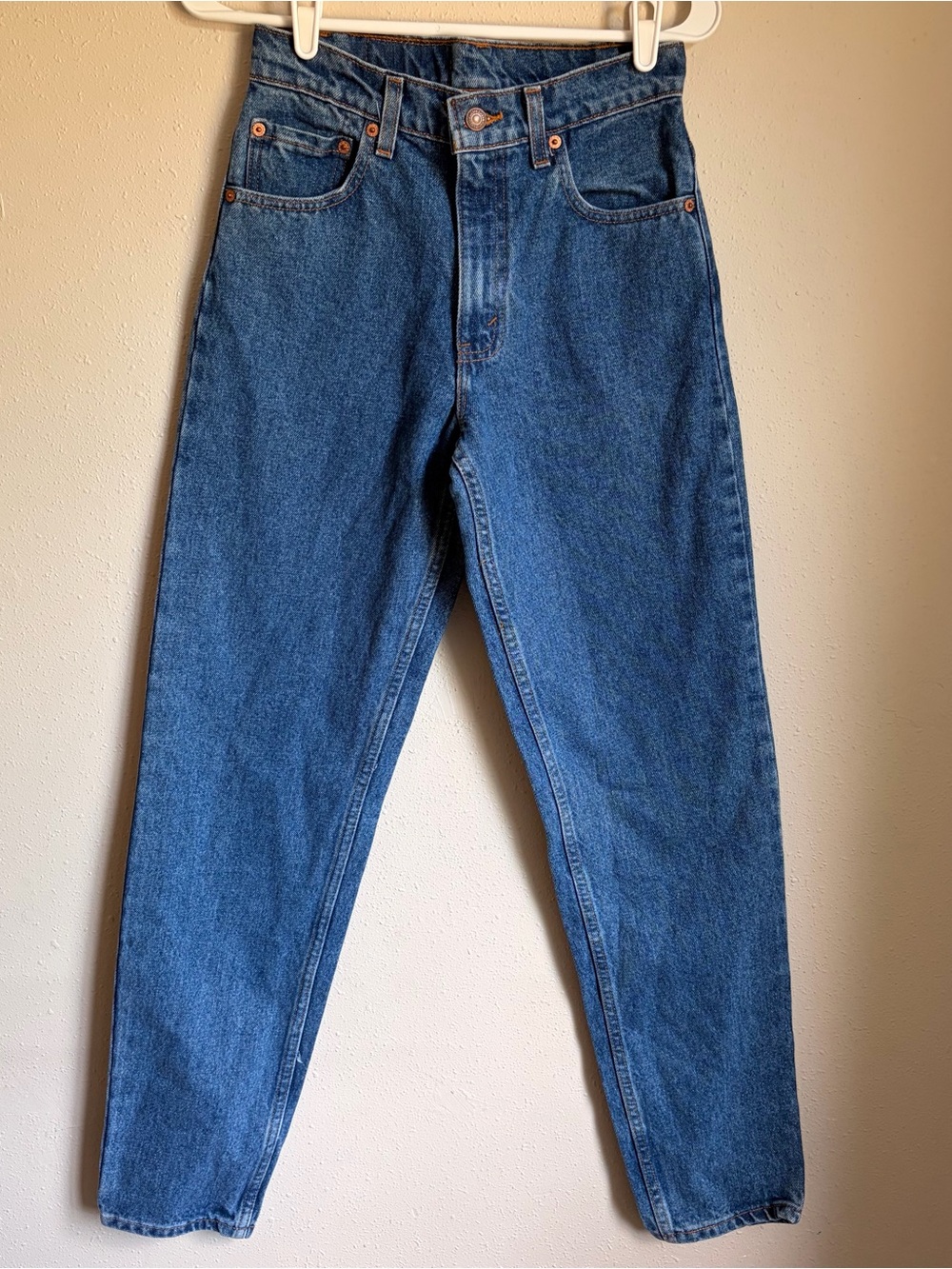 Vintage Levi's 550 Men's Slim Straight Blue Denim Jeans